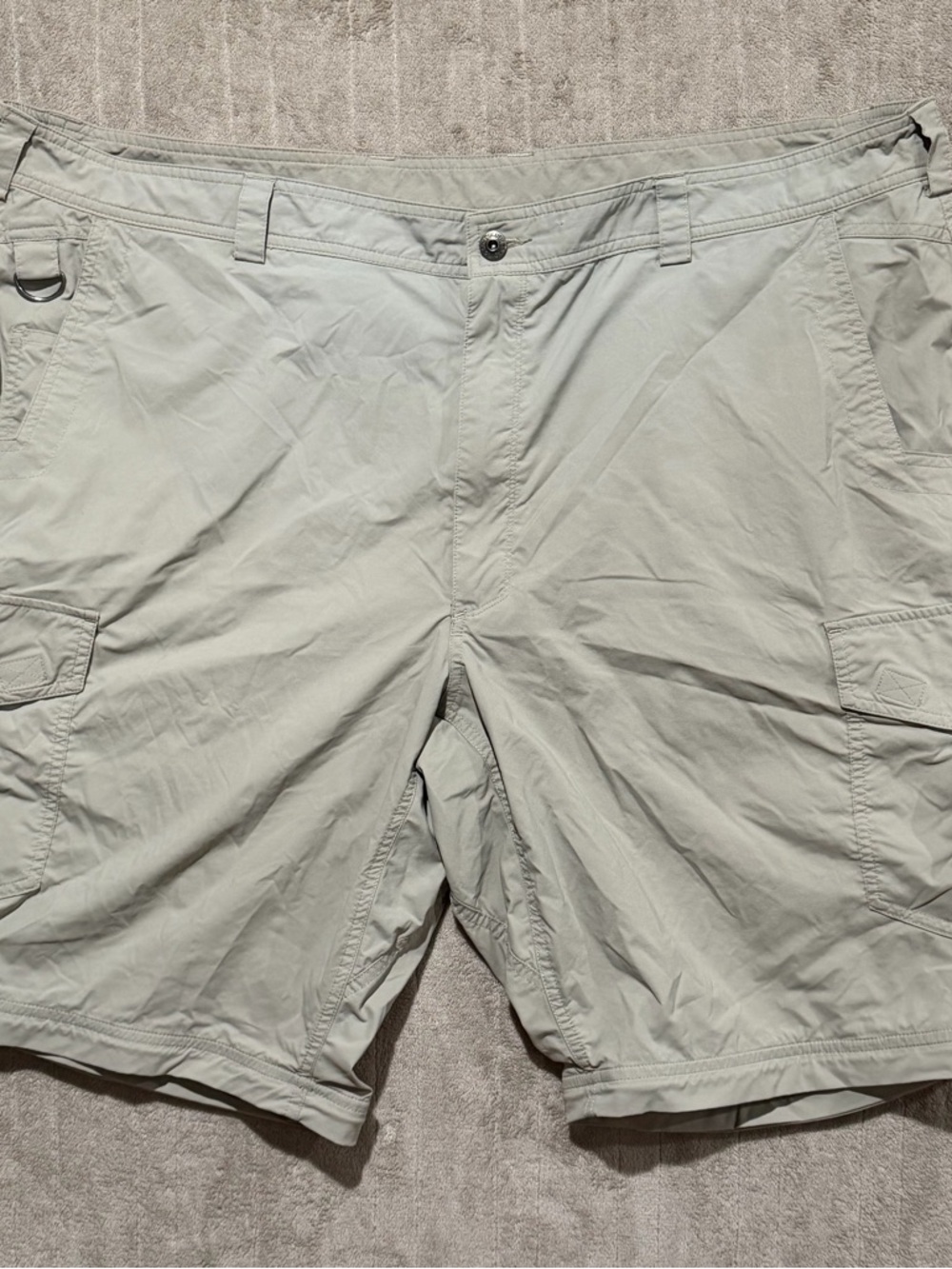 Duluth Trading Co Flex No Fly Zone Mens Size 48 Beige Stretch Nylon Cargo Shorts